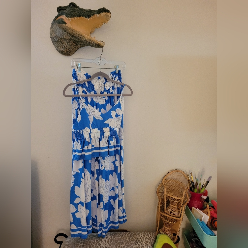 Tropical flower print set pants and tank Medium